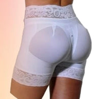 Load image into Gallery viewer, Colombian But lifter set  (seamless lace shorts)
